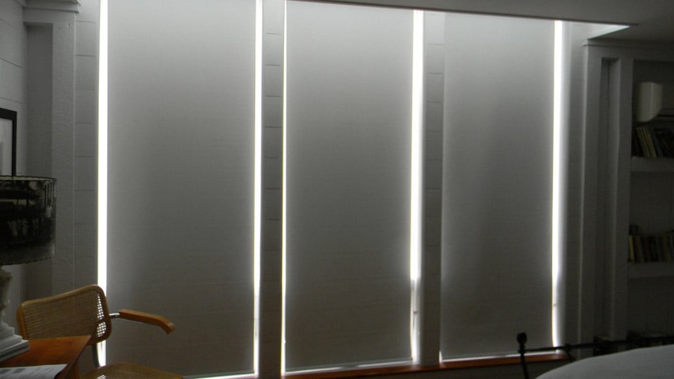 Light gaps on roller shades