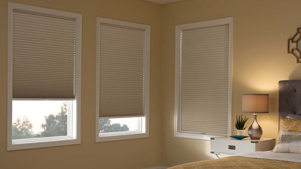 Insulating cellular shades