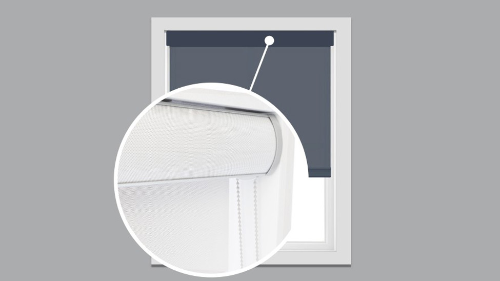 Cassette valance on a roller shade