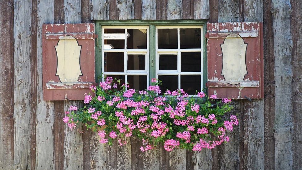 Ideas for repurposing old window treatments