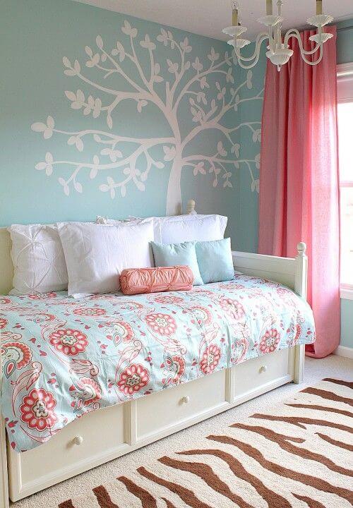 Paint the walls according to your child’s personality