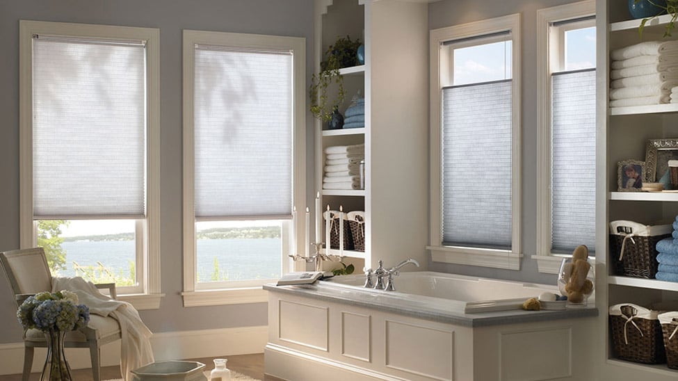 Find out the best blinds and shades for your bathroom